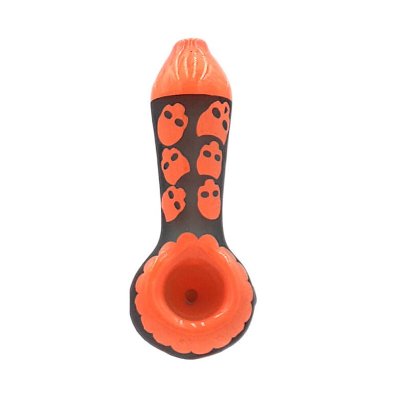 Black Sheep Glass Skull Pipe - Plumes