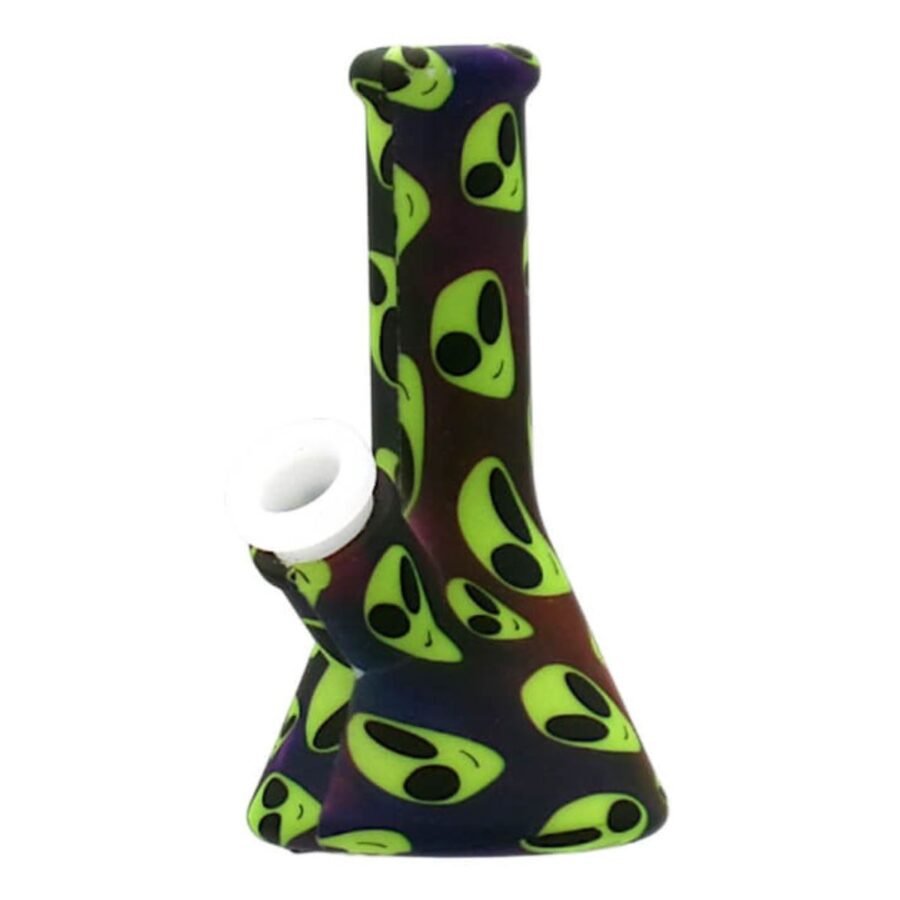 Urban Crew Silicone Bong Skulls ~13cm - Plumes